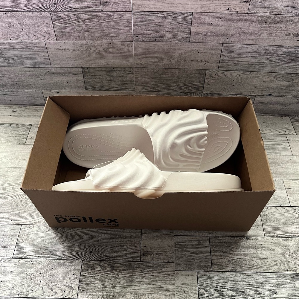 Crocs Pollex Cream Sandals